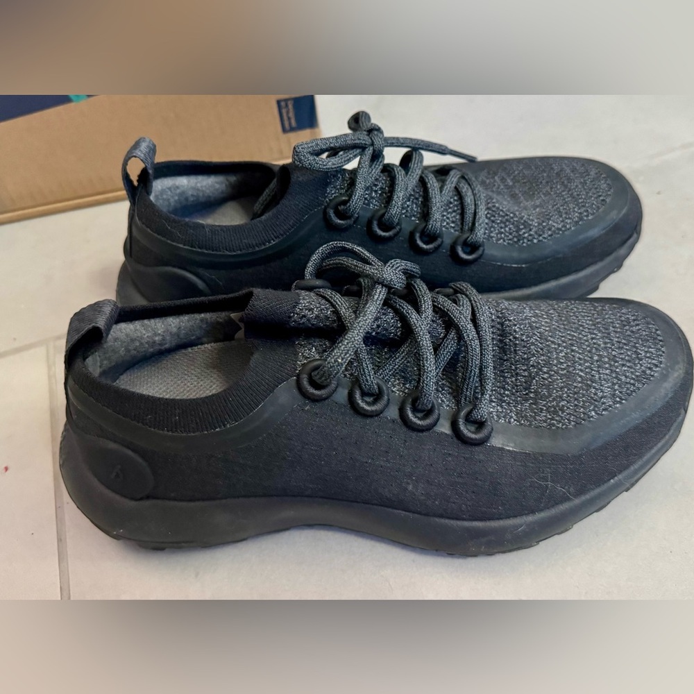 Allbirds Trail Runners Black Lace-Up Sneakers Women’s 8